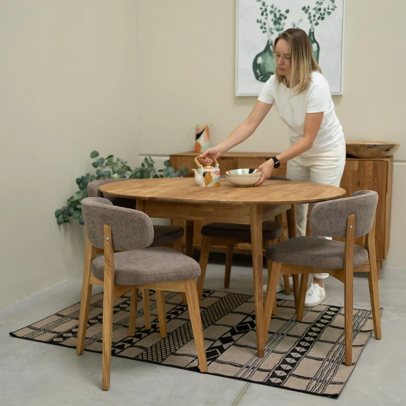 Chaise en bois massif de chêne Claus, revêtement Gris/Marron - Lot de 2 ou 4 chaises - NordicStory