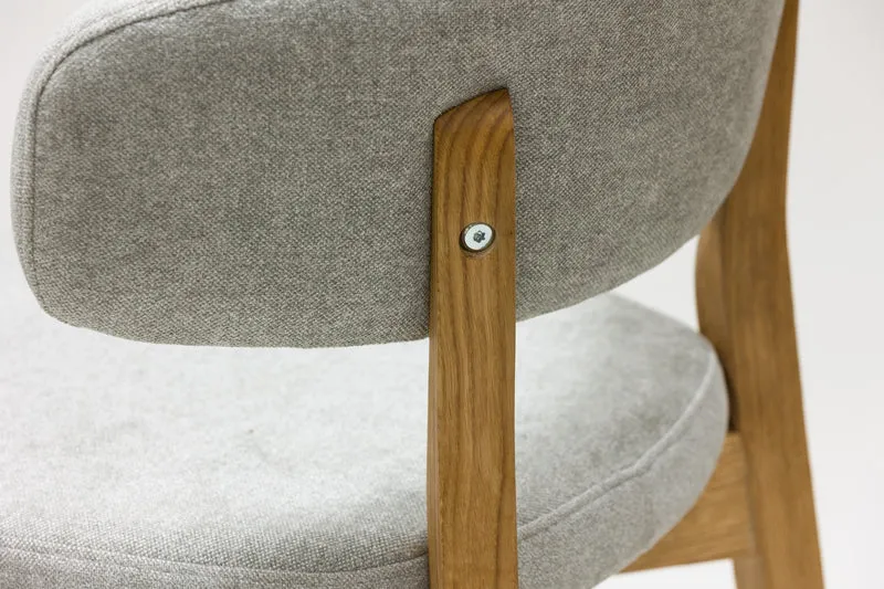 Chaise en bois massif de chêne Claus, revêtement Gris/Marron - Lot de 2 ou 4 chaises - NordicStory