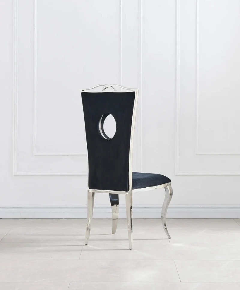 CHAISES