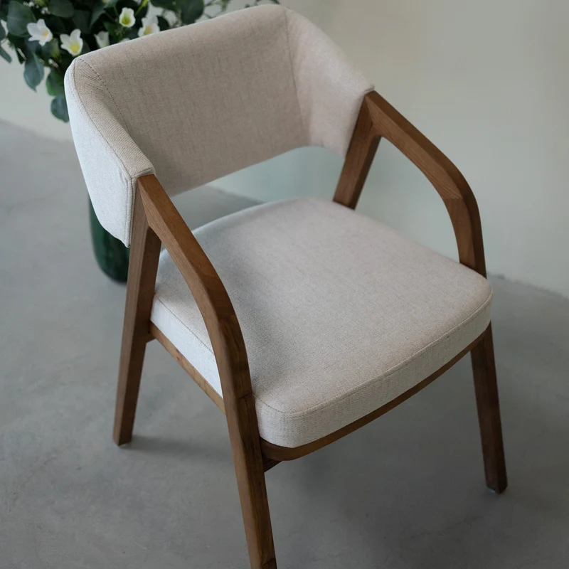 Chaise en bois massif Suède - NordicStory