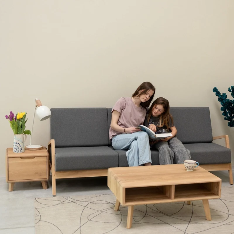 Table de chevet en bois massif Suède 1 – NordicStory