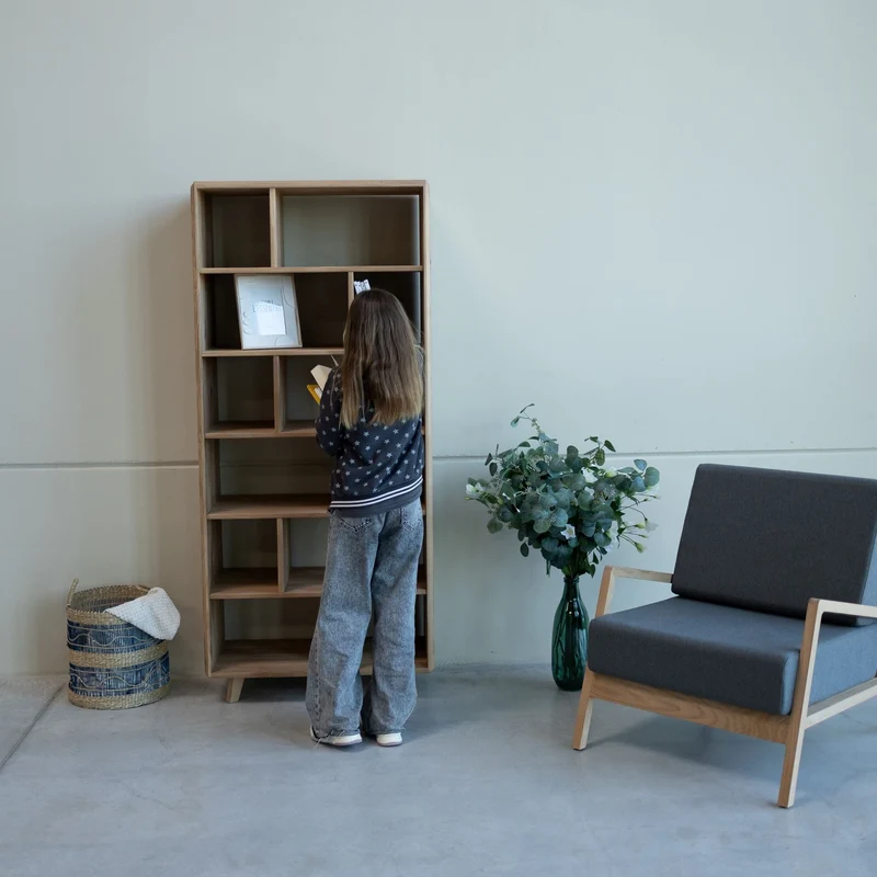 Bibliothèque en bois massif Suède 1 – NordicStory