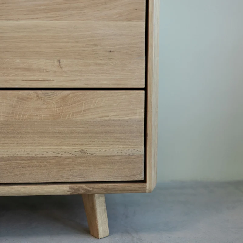 Commode en bois massif Suède 4.1 – NordicStory