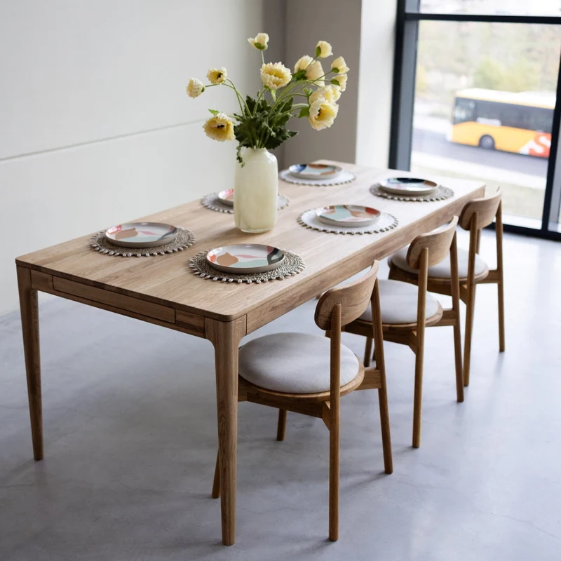 Table à manger extensible en bois massif de chêne Bergamo - NordicStory