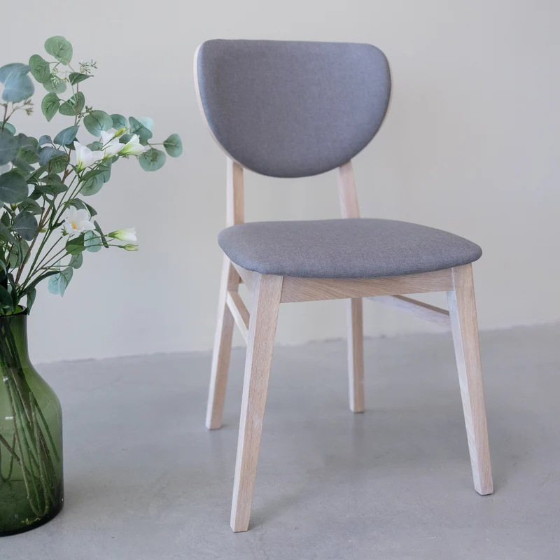 Chaise de salle à manger en bois massif de chêne blanchi Nova – Lot de 2 ou 4 chaises - NordicStory
