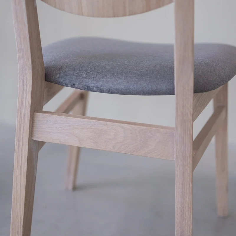 Chaise de salle à manger en bois massif de chêne blanchi Nova – Lot de 2 ou 4 chaises - NordicStory