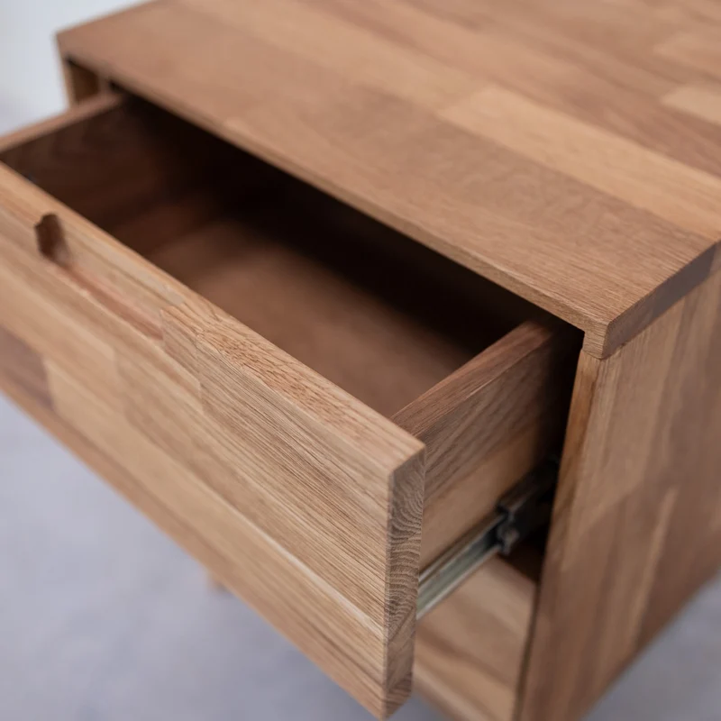 Table de chevet en bois massif de chêne Escandi - NordicStory
