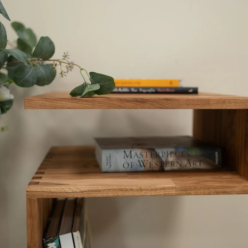 Table d’appoint en bois massif de chêne Sofi – NordicStory