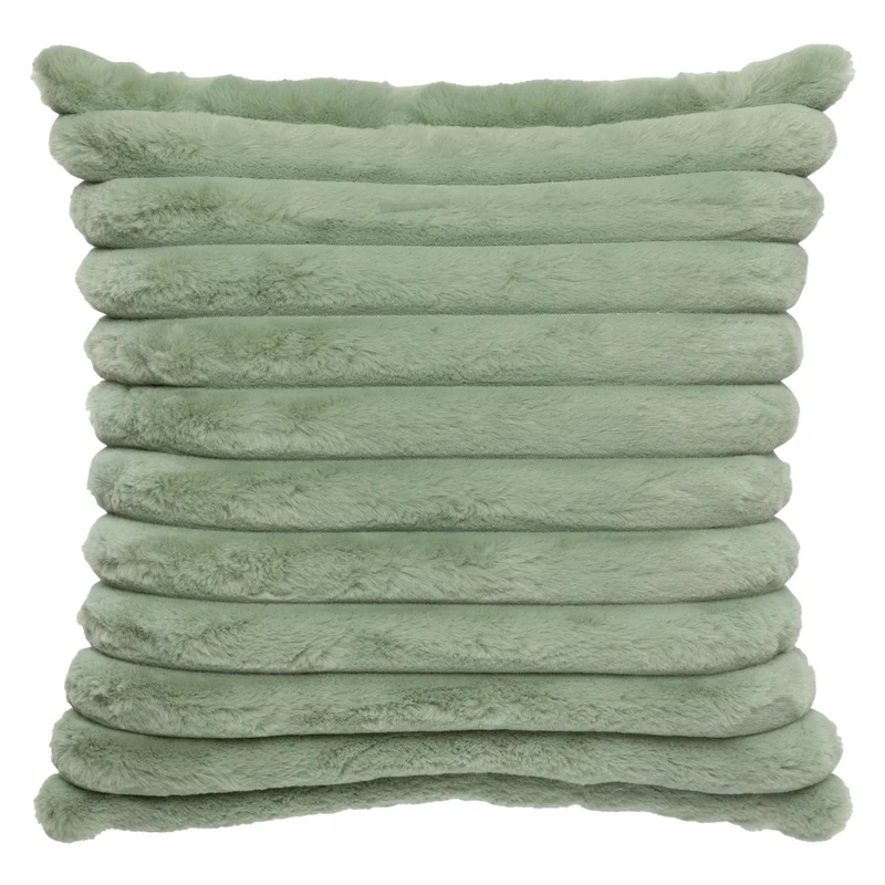 Coussin 18 x 18 po en fausse fourrure - Raya