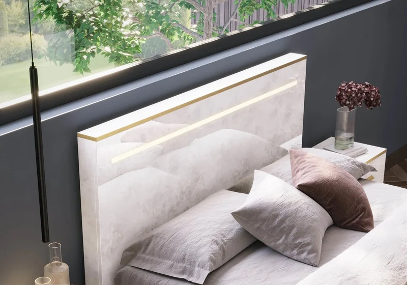 Chambre complète marbre beige or laqué LED – NOEMI