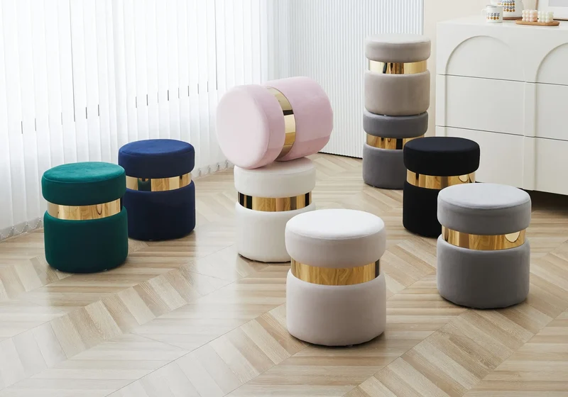 Pouf design doré velours écru - Isy