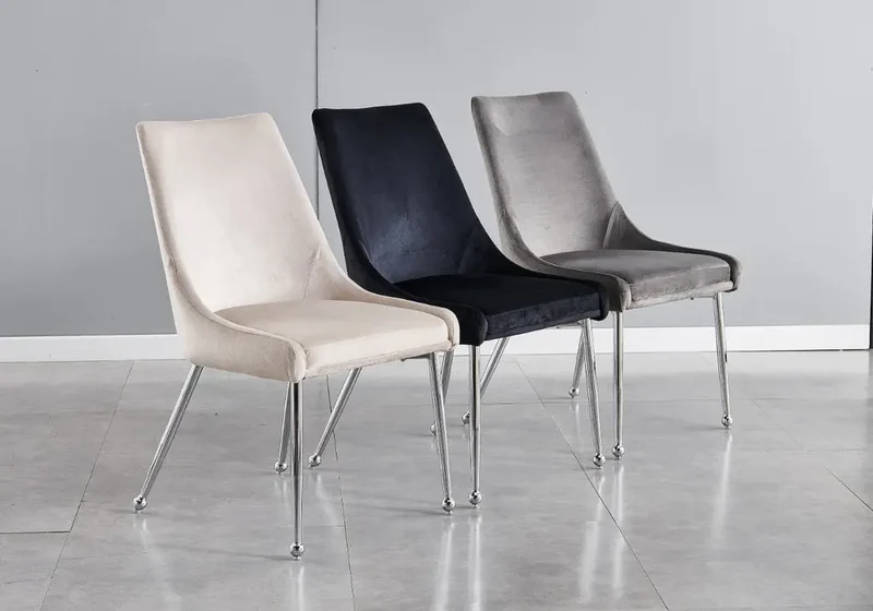 Chaises velours gris à poignée pieds argentés - Gema x4