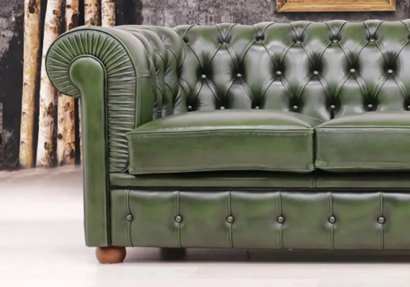 Canapé vintage cuir vert CHESTERFIELD