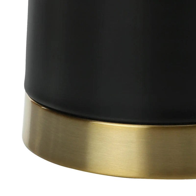 Lampe de table en métal noir et accents dorés 28 po - I 9623