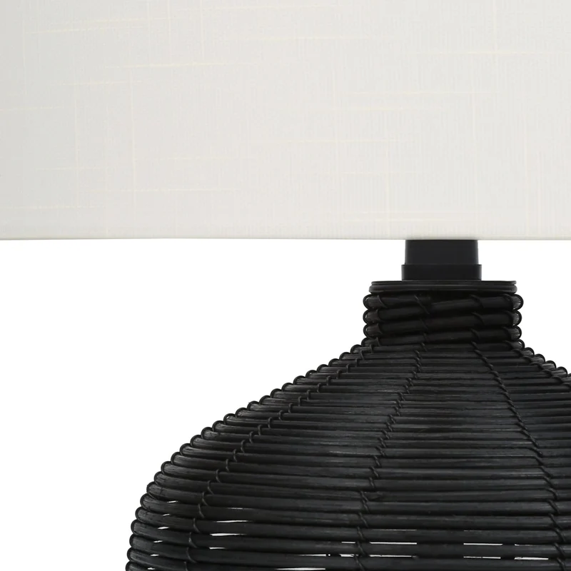 Lampe de table en rotin et métal noir 23 po - I 9734