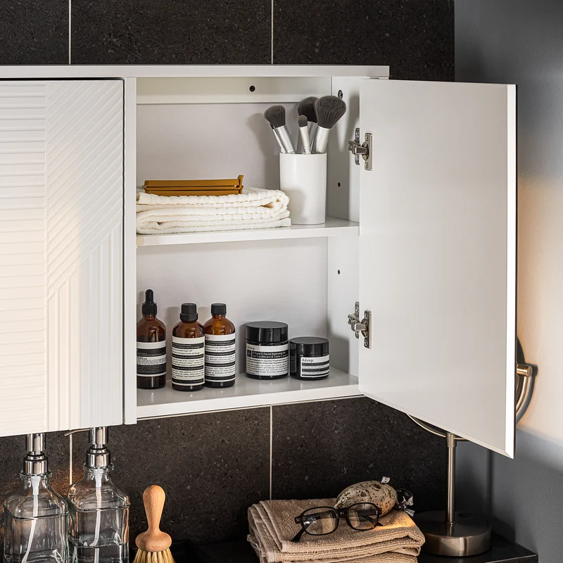 SoBuy BZR153-W Armoire Murale avec Miroir, Placard de Rangement , Meuble Haut avec 2 Portes, Étagères Réglables, 60x15x46 cm