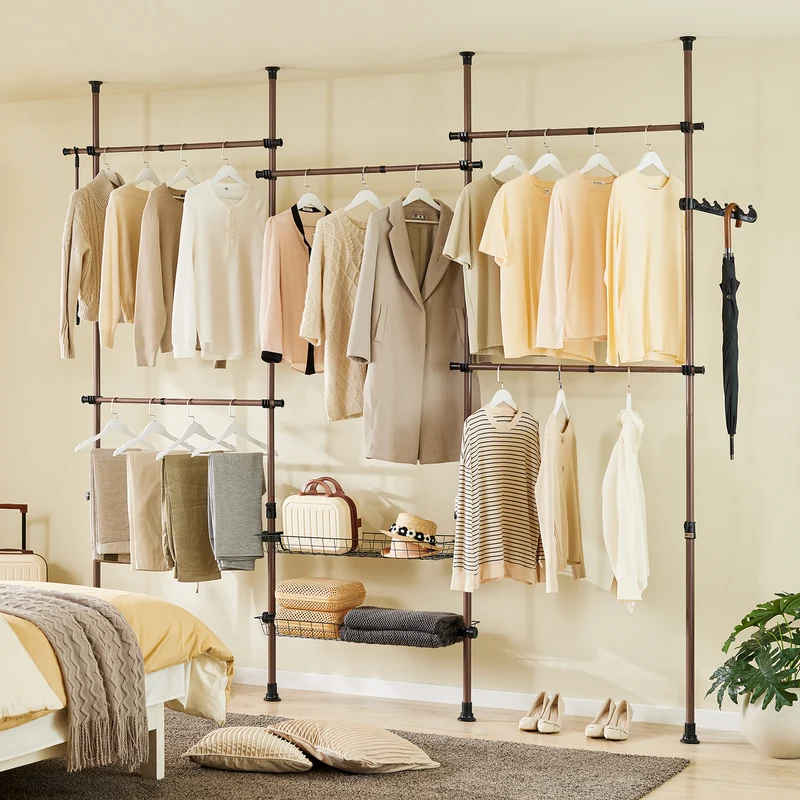 SoBuy KLS04-II-BR Portant à vêtements télescopique solide - Penderie ouverte réglable avec tringles et étagères, Porte manteau pour chambre/dressing, Marron