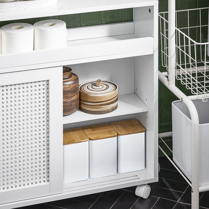 SoBuy BZR119-W Meuble WC à Roulettes avec 2 Portes Coulissantes en Rotin – L65×P20×H70 cm, Charge 35 kg, MDF E1, Blanc