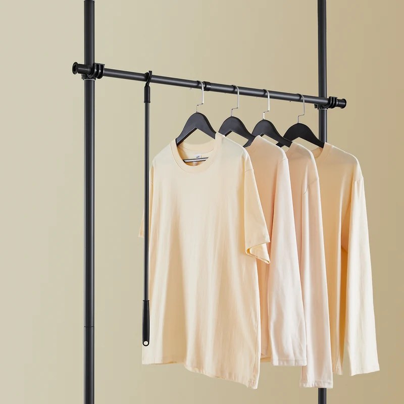 SoBuy KLS03-II-SCH Portant à vêtements télescopique robuste – Penderie ouverte réglable avec tringles pour chambre/dressing, Noir
