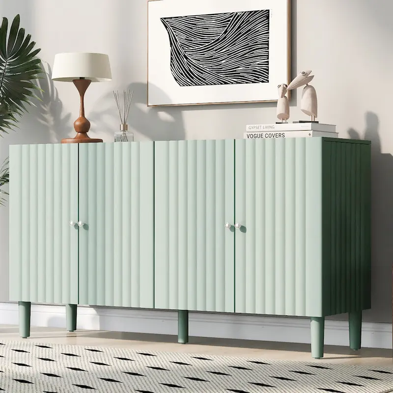 Élégant buffet quatre portes avec portes à motif ondulé