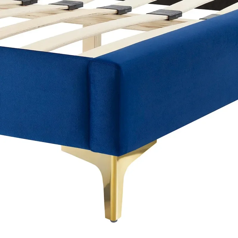 Lit king size en velours