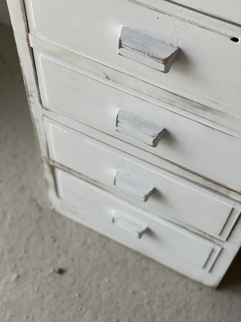 Bureau Shabby