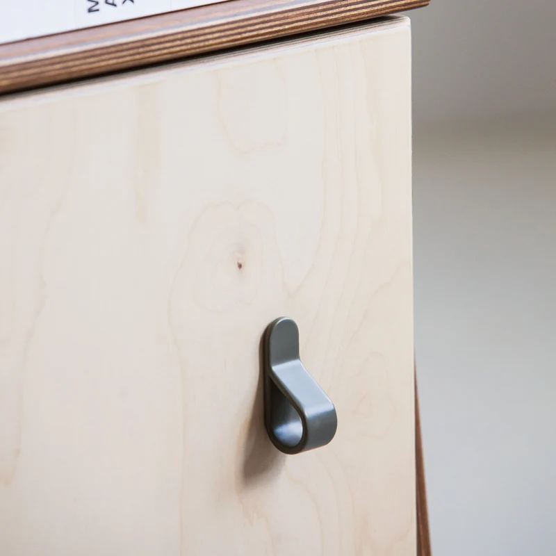 Belt knob grey