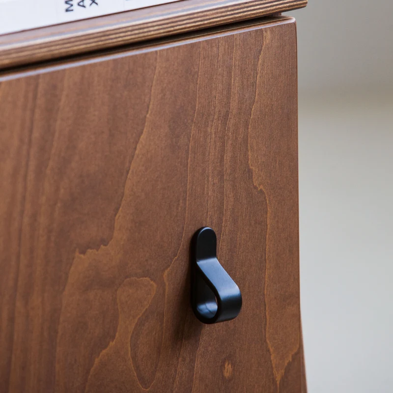 Belt knob black