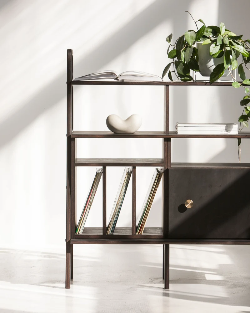 Midlite Bookcase · 97 cm · Vinyl + Open Cabinet