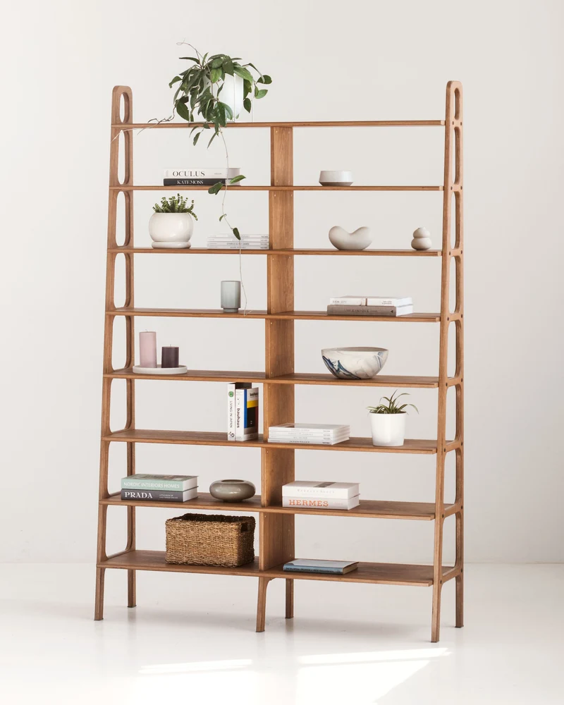 Grand Wall Unit · 214 cm