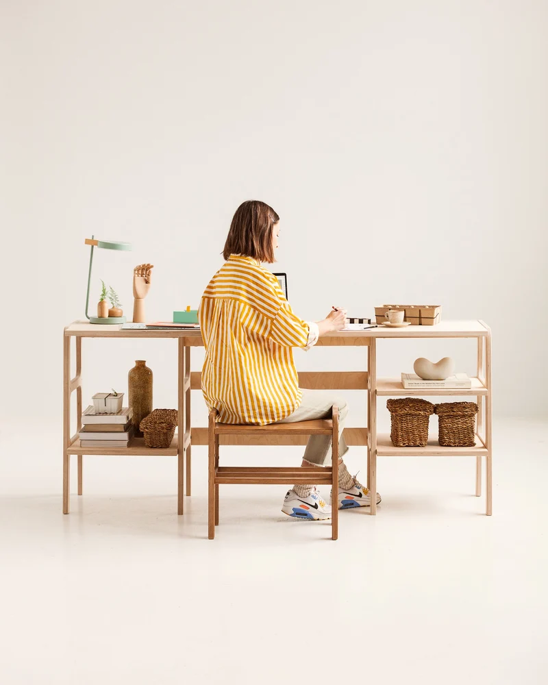 Mid-Century Desk · 180 cm · 3 Shelves