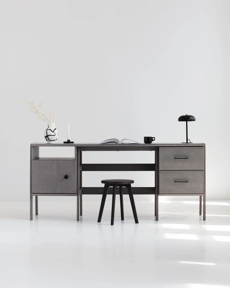 Mid-Century Desk · 180 cm · Cabinet & Drawers