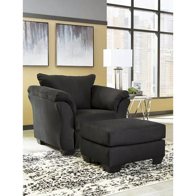 Chaise noire contemporaine