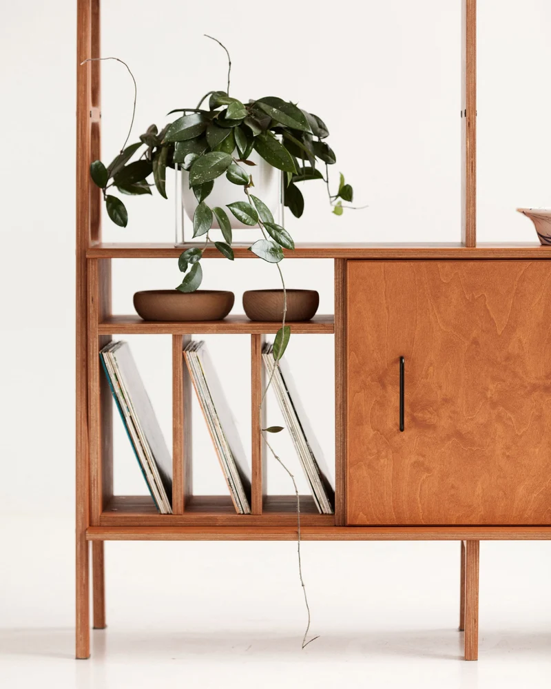 Grand Wall Unit · 143 cm · Vinyl + Cabinet + Vinyl