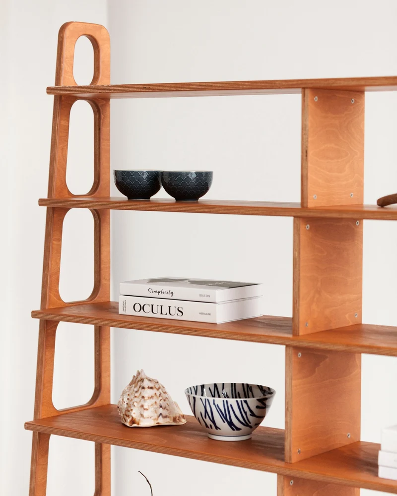 Grand Wall Unit · 143 cm · Vinyl + Cabinet + Vinyl