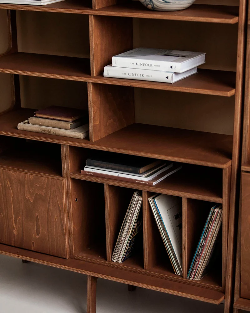 Maxi Bookcase · 120 cm · Open + Vinyl