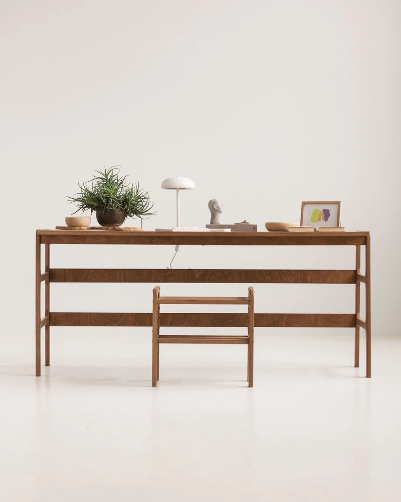 Mid-Century Desk · 180 cm