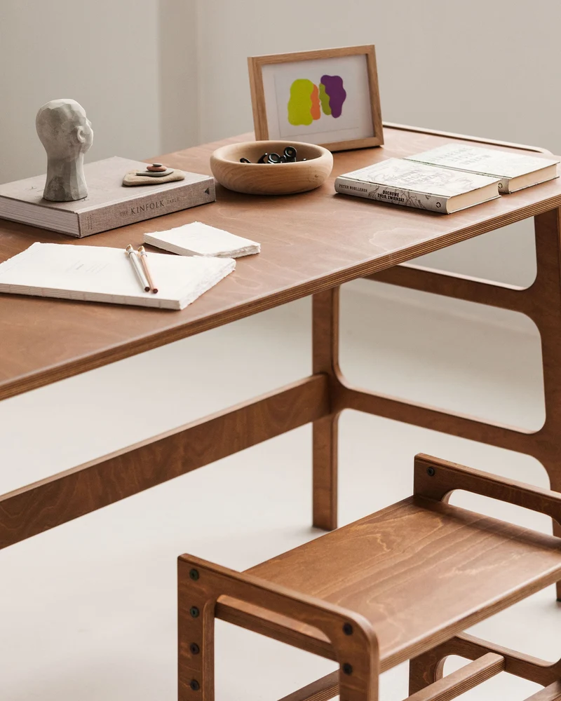 Mid-Century Desk · 180 cm