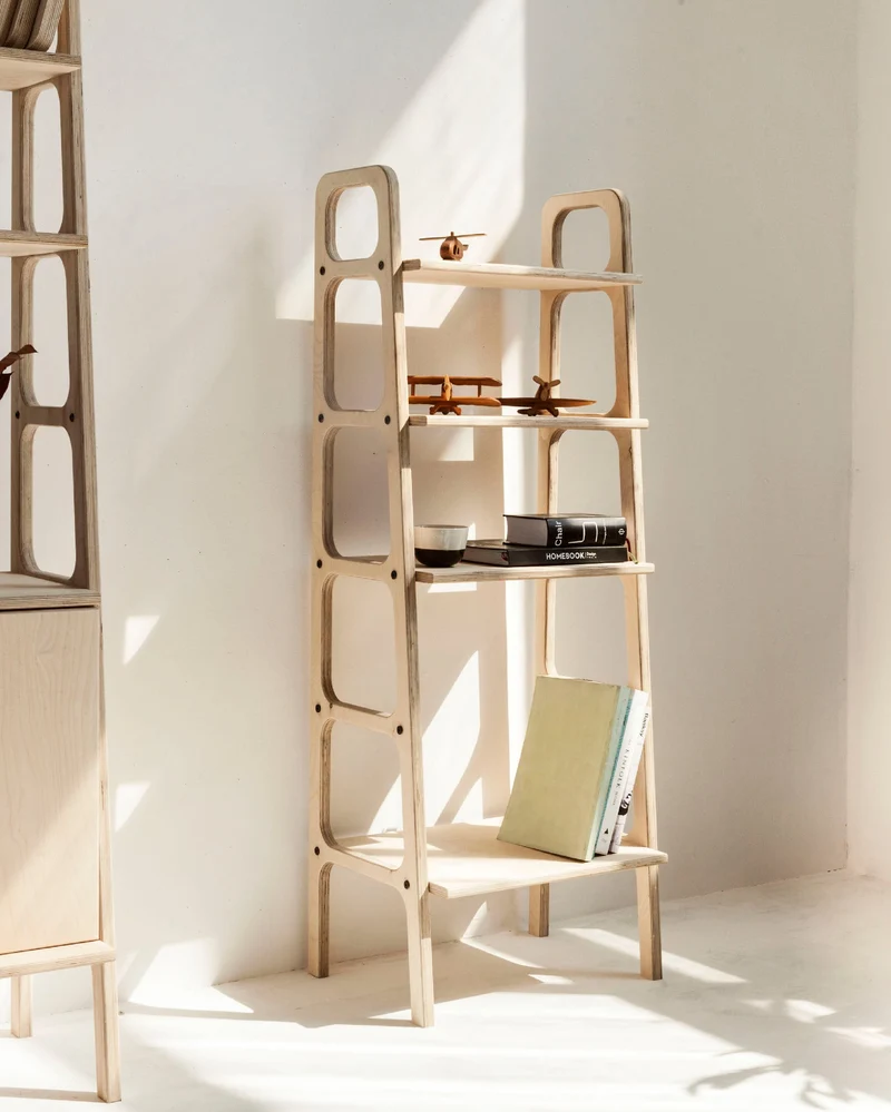 Midi Bookcase with shelves · 140 cm