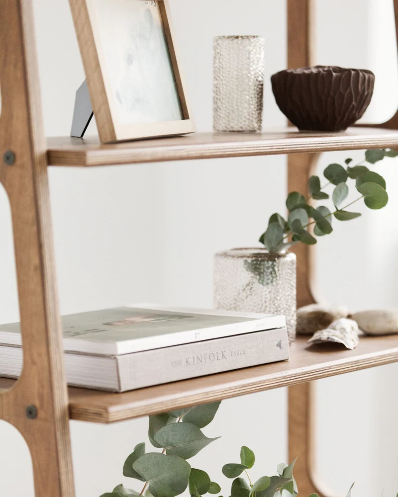 Maxi Bookcase with open cabinet · 190 cm