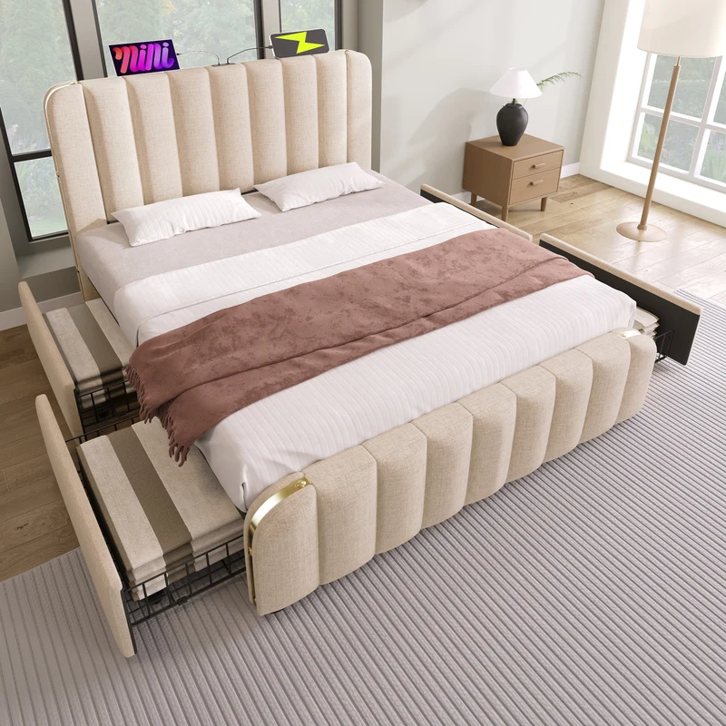 Lit double en lin beige avec tête de lit rembourrée, bandes dorées, 4 tiroirs et ports USB BIRCHBASKET