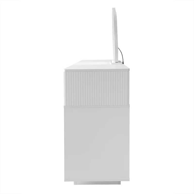 Coiffeuse blanche luxueuse avec miroir ondulé à LED et pieds dorés VERIEN