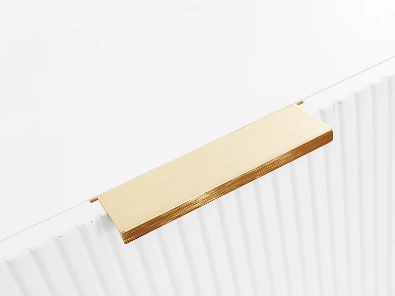 Buffet élégant blanc 6 tiroirs, poignées et pointe de pieds dorés 120*40*77cm COQREOD WHITE