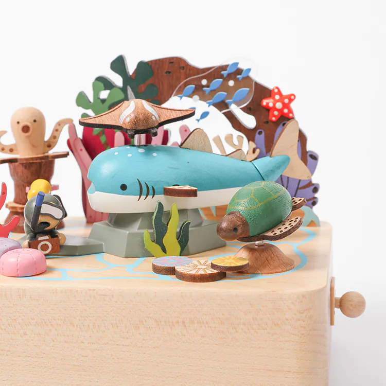 Boite musicale en bois - Amis de la mer