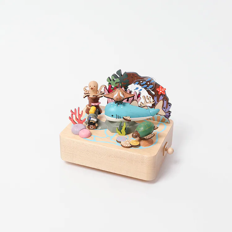 Boite musicale en bois - Amis de la mer