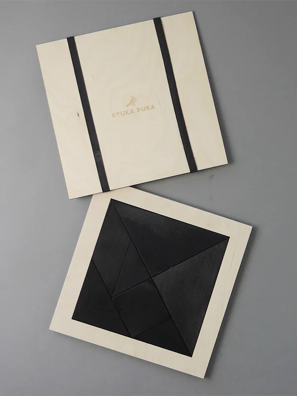 Tangram en bois - Tableau noir