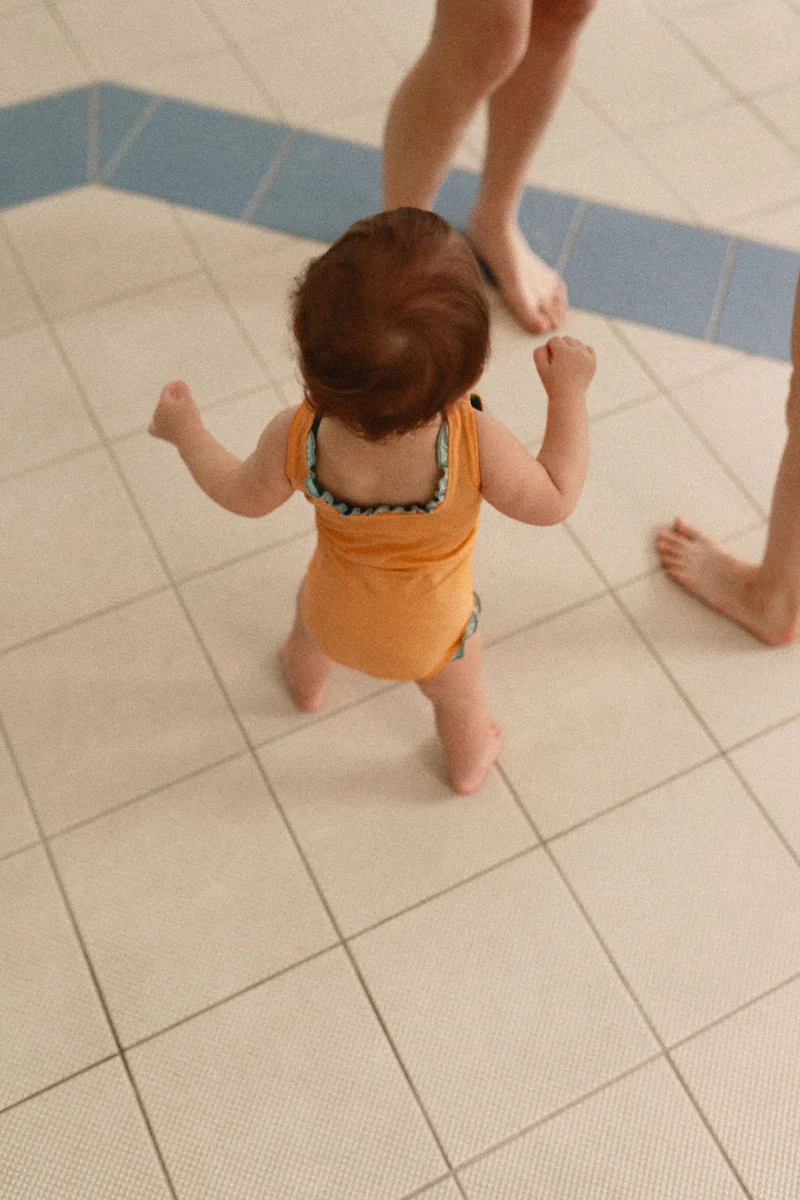 Maillot une-pièce réversible ♻️ | Lucile - Pêche / Vert
