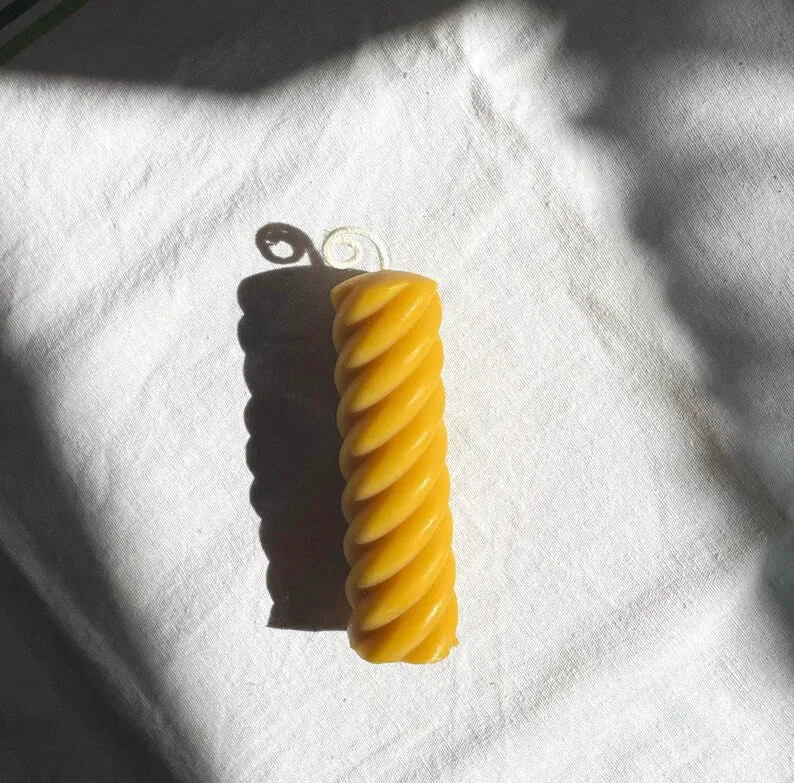 Bougie 100% cire d'abeille - Pilier spirale